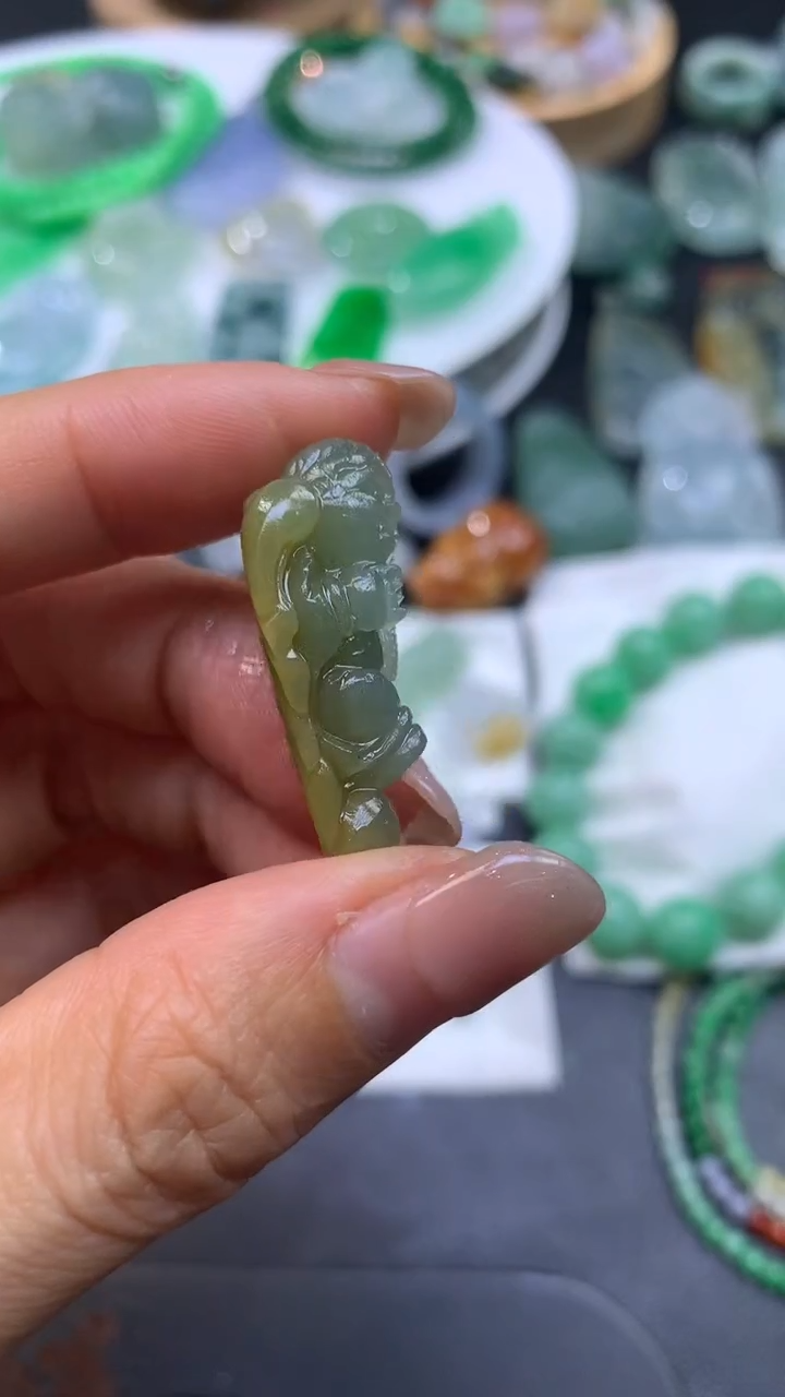 【闪购商品】定制翡翠未镶嵌翡翠