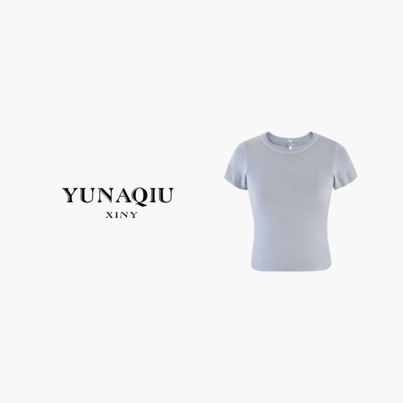 YUNAQIU 圆领针织高级后边圆领短袖针织衫-9317