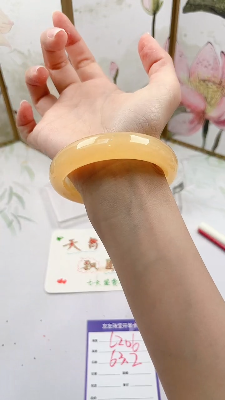 石英质玉手镯未镶嵌L206微色差63.2mm