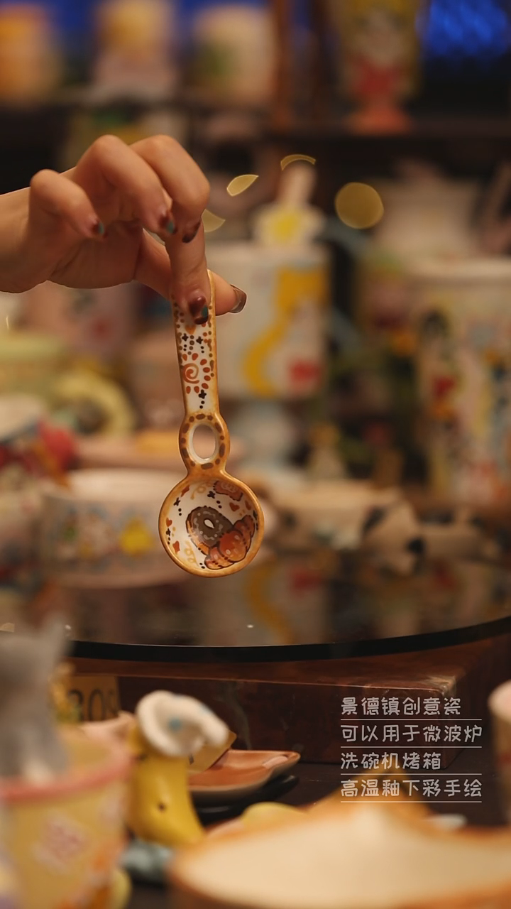 陶瓷景德镇可爱陶瓷釉下彩绘设计师款