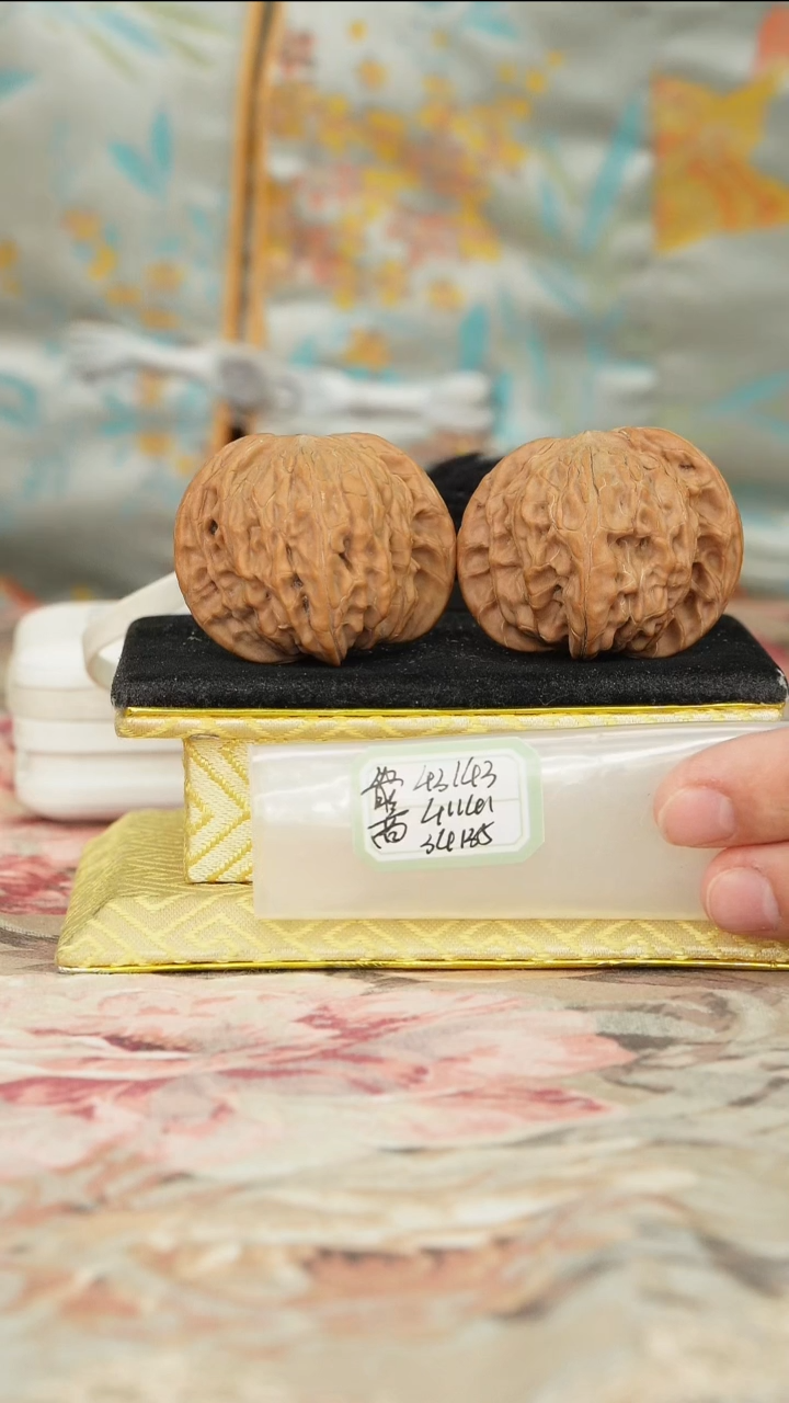 【闪购商品】文玩核桃把件磨盘