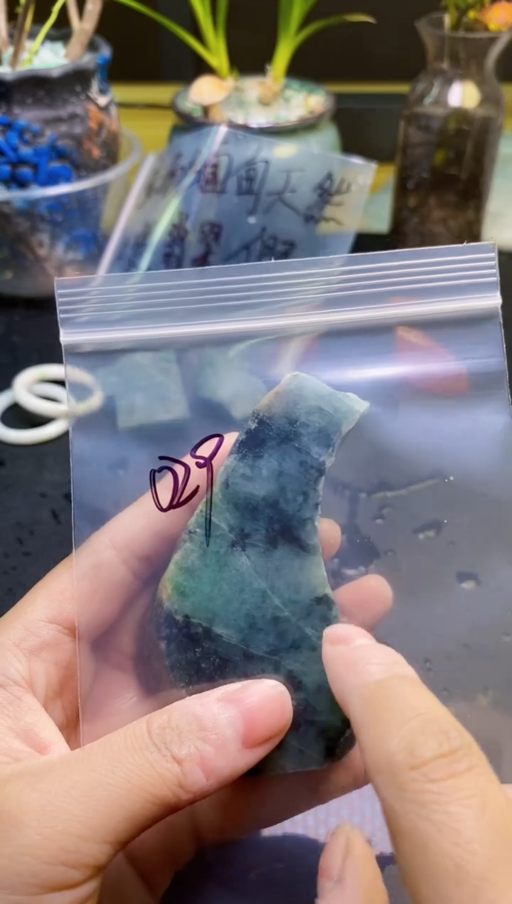 翡翠未镶嵌颈饰天然翡翠029
