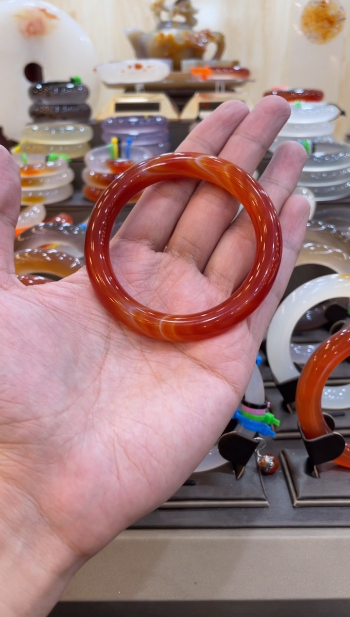 【闪购商品】玛瑙/玉髓手镯未镶嵌11111111