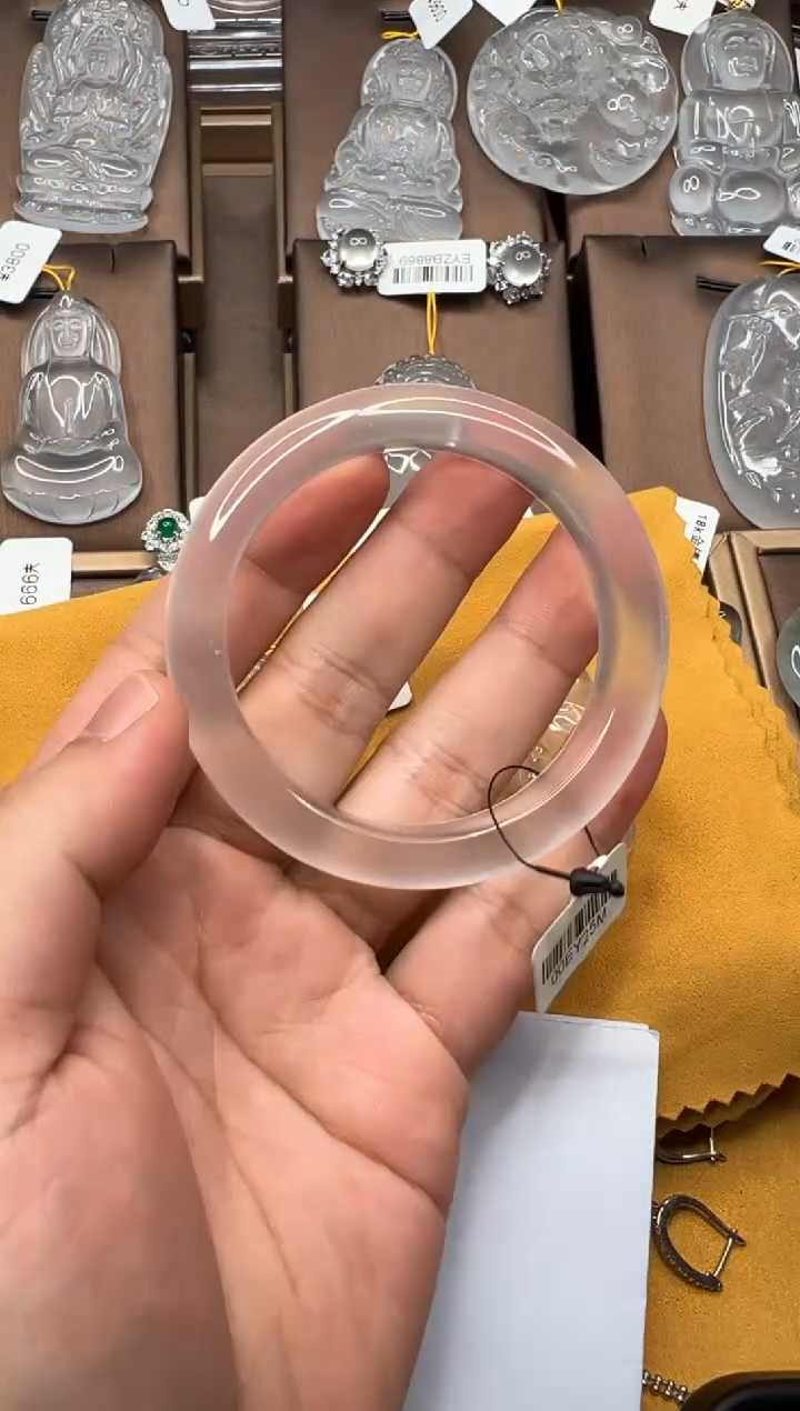 【闪购商品】石英质玉手镯未镶嵌手镯