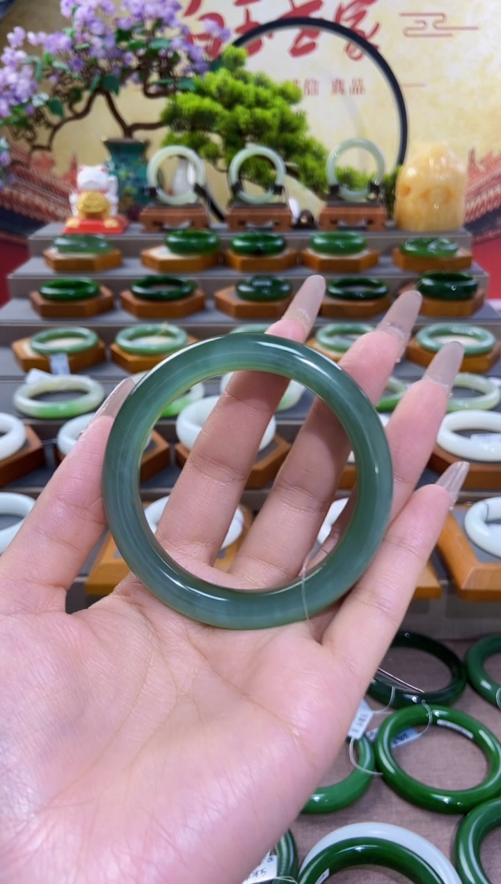 【闪购商品】和田玉手镯未镶嵌碧玉猫眼手镯