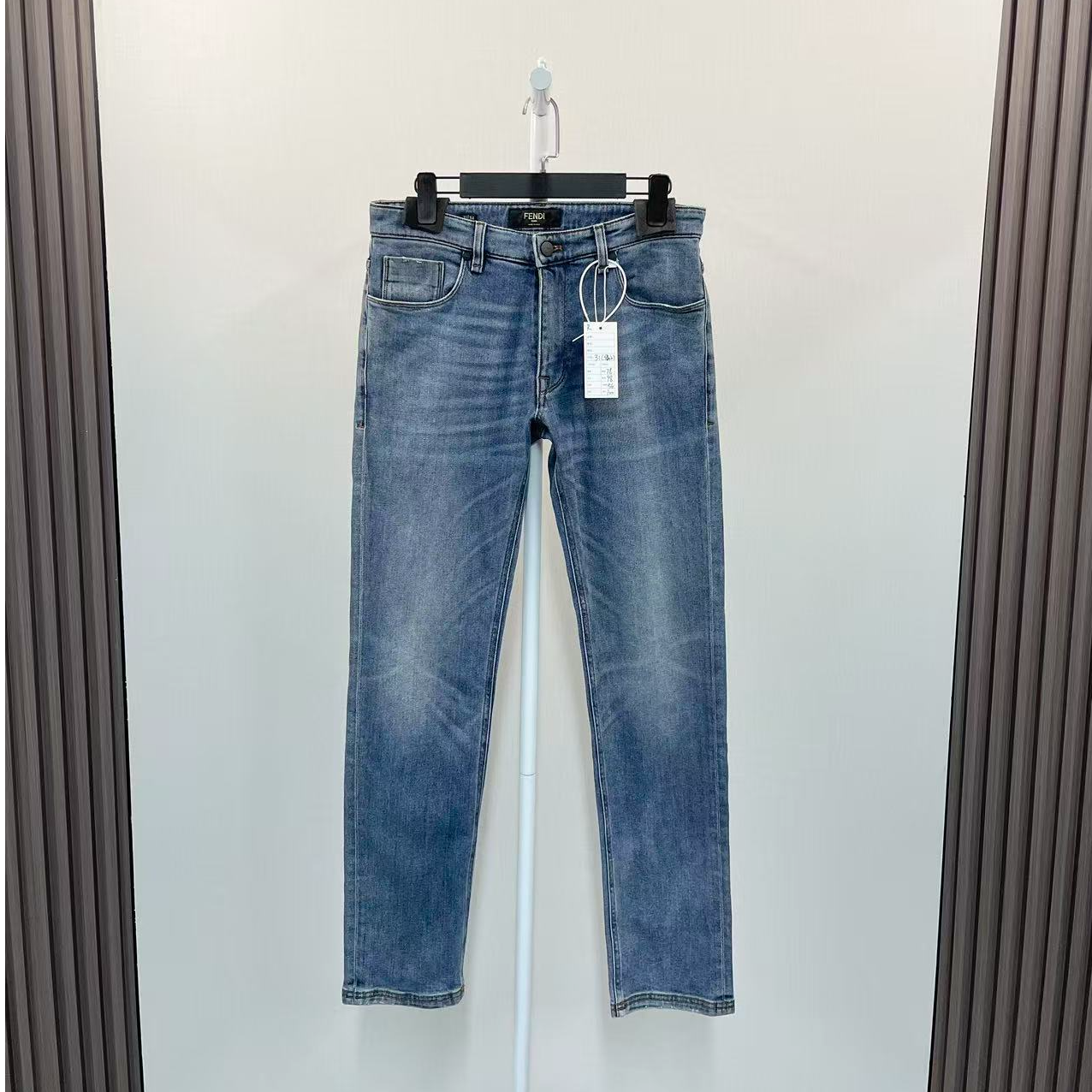 99新 FENDI/芬迪 /水洗蓝口袋拼皮logo牛仔裤长裤/尺码30