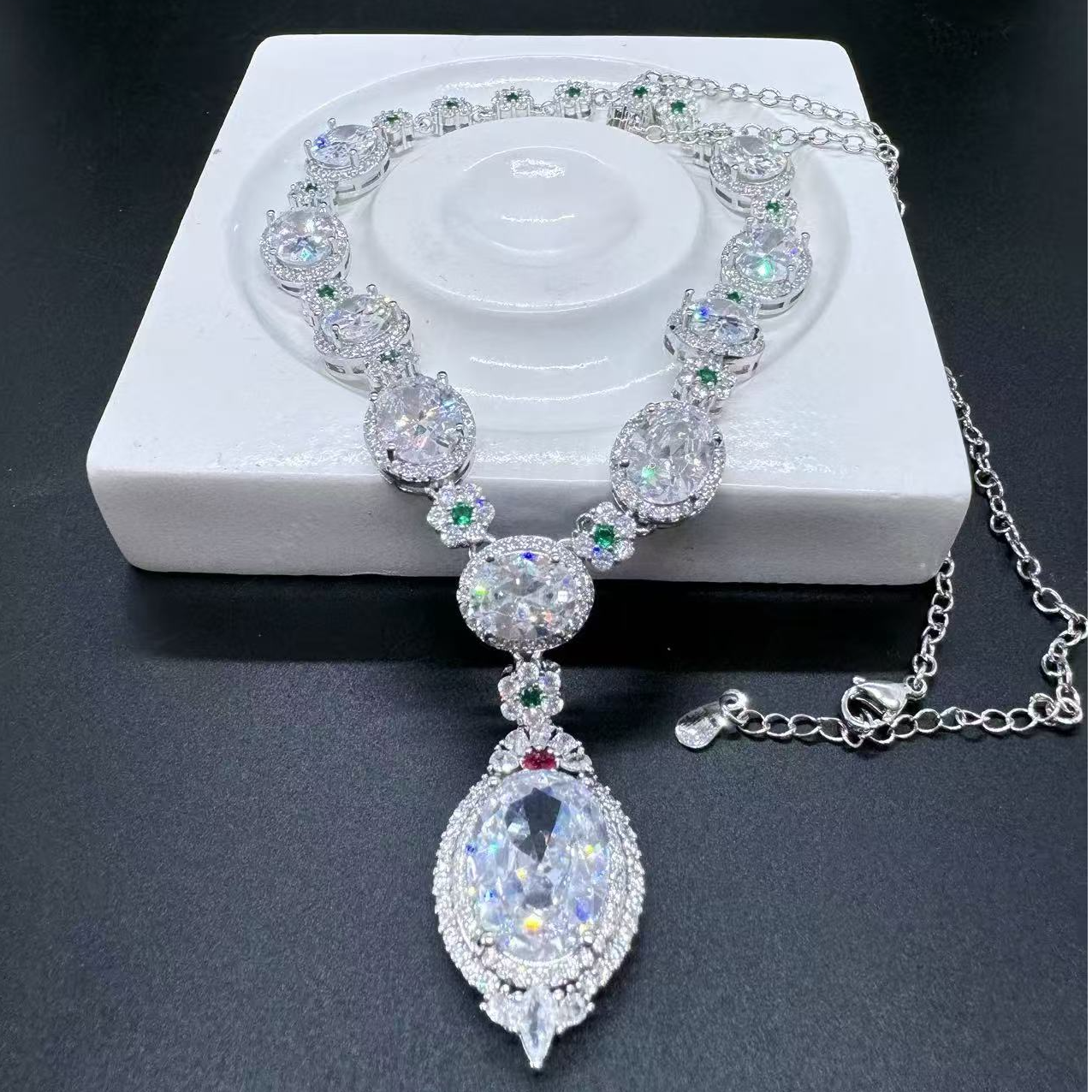 【南非库里南】NFKLN 高端奢华定制 冰雪公主豪镶大吊坠女王款 116