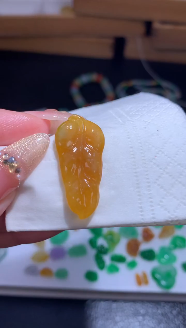 未镶嵌定制翡翠叶子