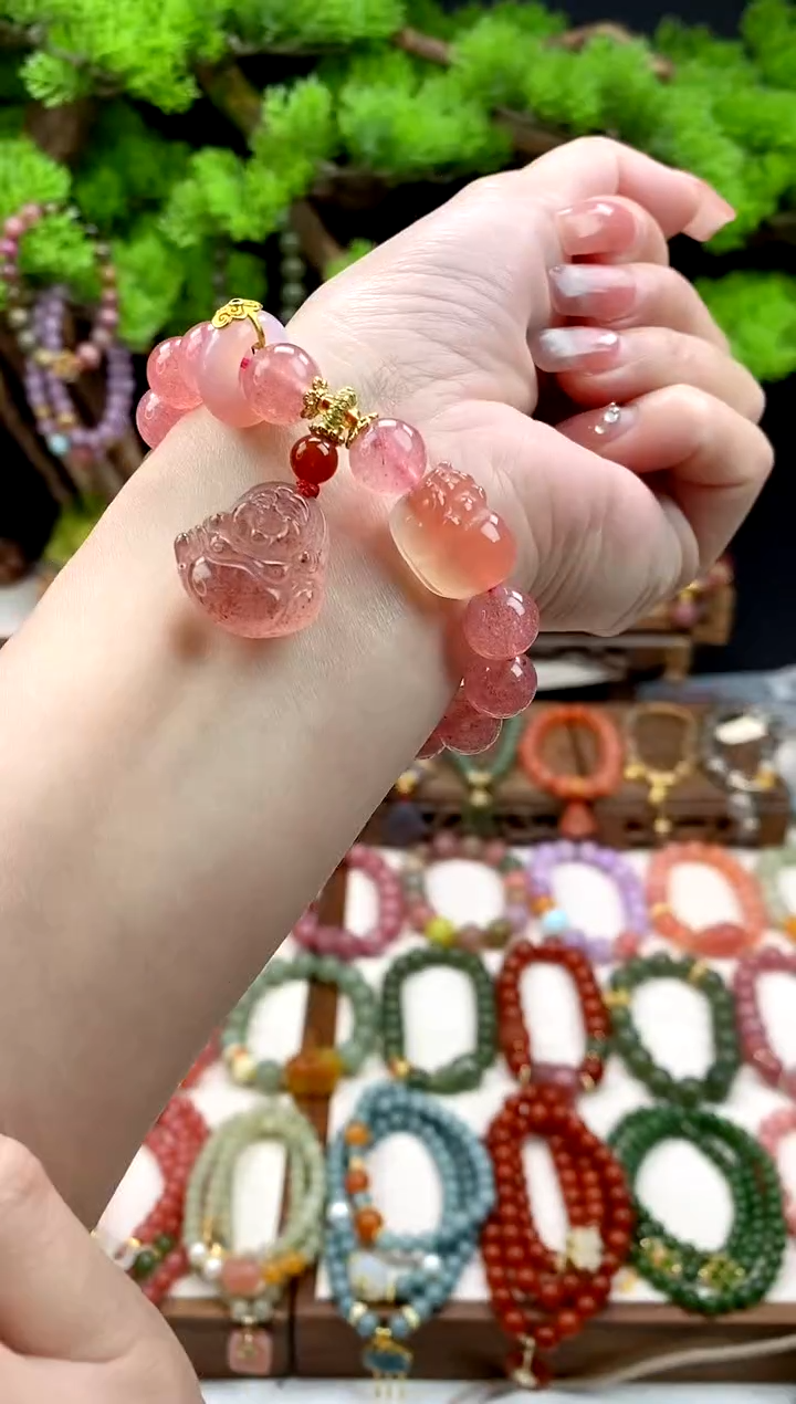 【闪购商品】石英质玉手饰未镶嵌草莓晶佛公