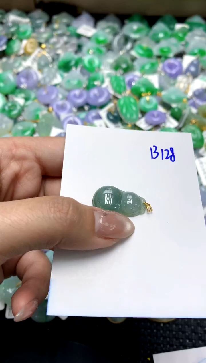 【闪购商品】翡翠颈饰18K金镶嵌1111111111111111