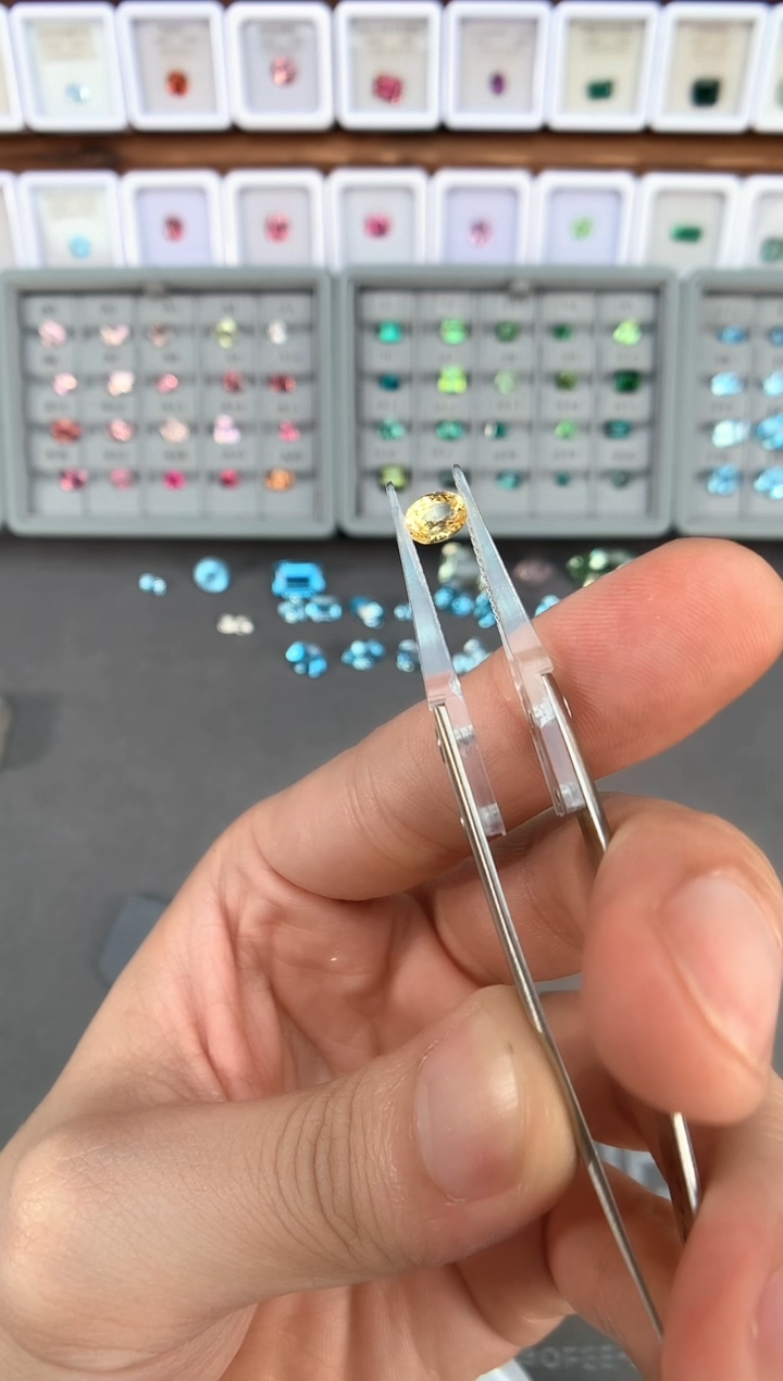 【闪购商品】定制蓝宝石裸石未镶嵌1.24ct