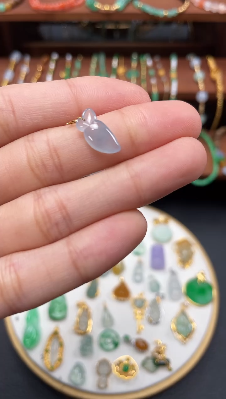 【闪购商品】翡翠吊坠(不含链)18K金镶嵌一个   JK691