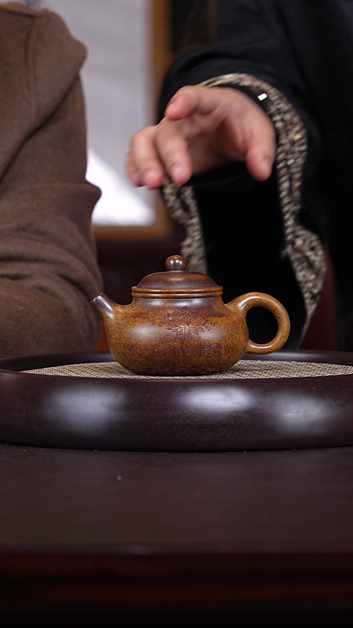 【闪购商品】紫砂茶壶储立强21-69 柴烧容天紫砂壶240c