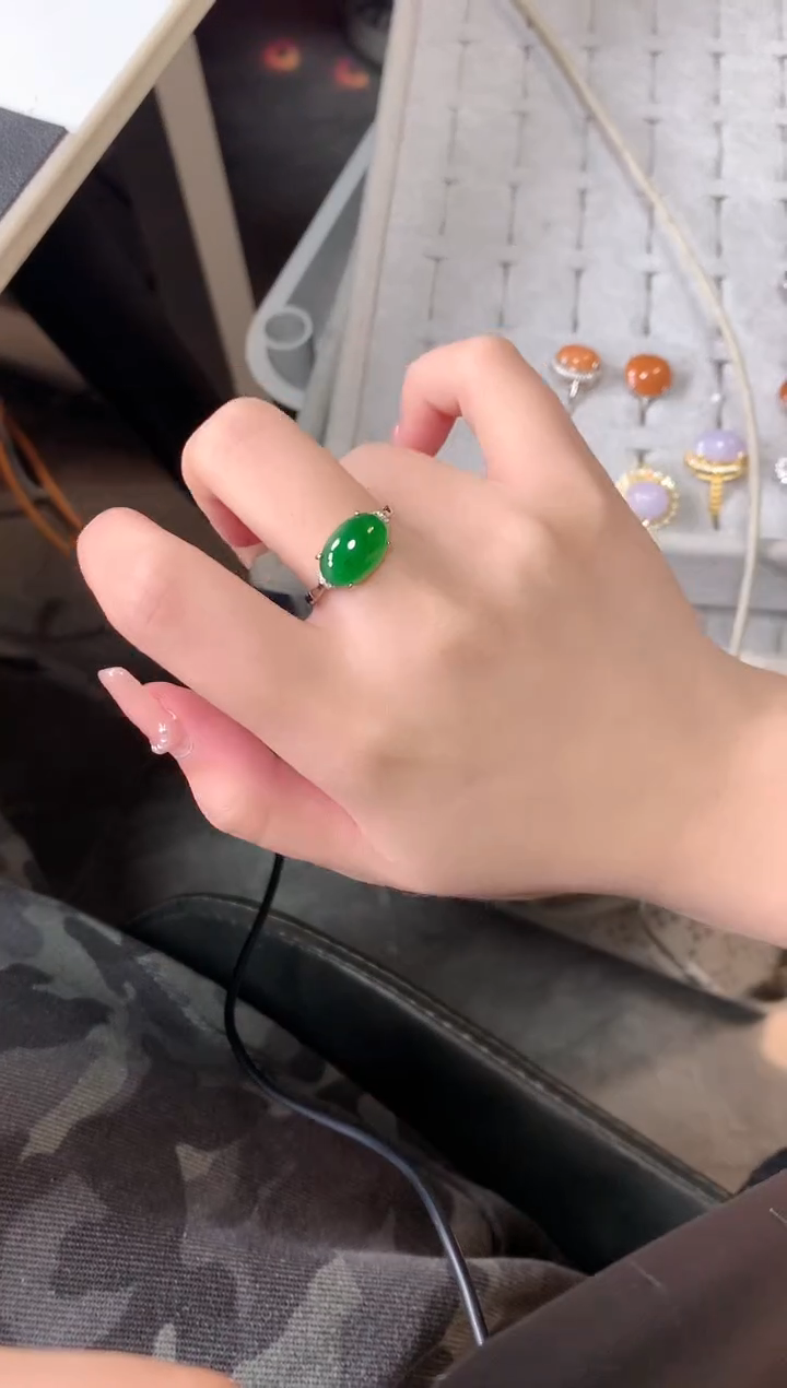 【闪购商品】翡翠戒指银S925镶嵌512412