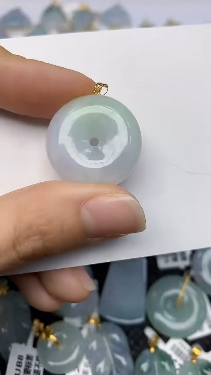 【闪购商品】翡翠颈饰18K金镶嵌天然翡翠a货