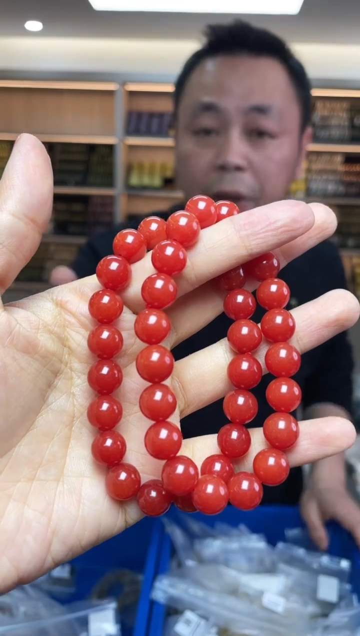 【闪购商品】南红玛瑙`未镶嵌多样性发一件