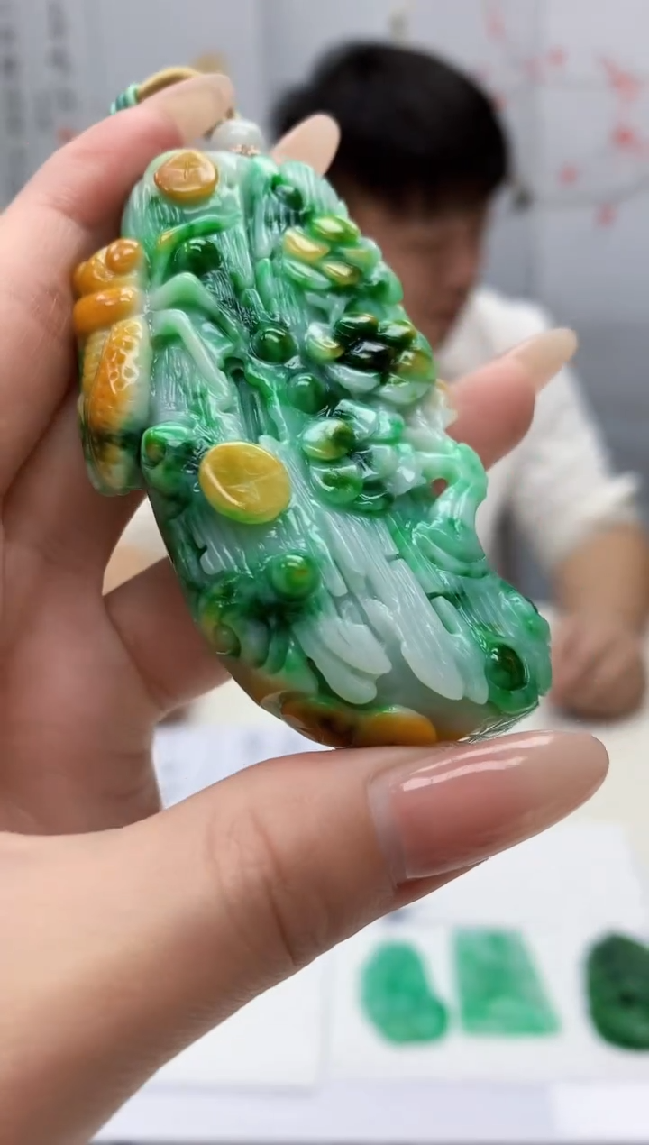 【闪购商品】定制翡翠未镶嵌4925jj-毛货挂件73