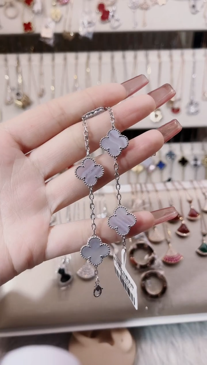 【闪购商品】玉髓手饰18K金镶嵌18K金镶嵌 K白 