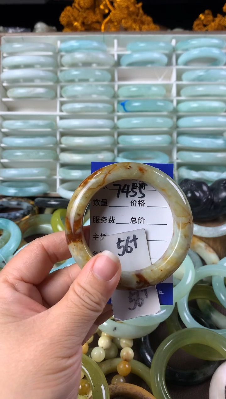【闪购商品】蛇纹石玉手镯未镶嵌7455