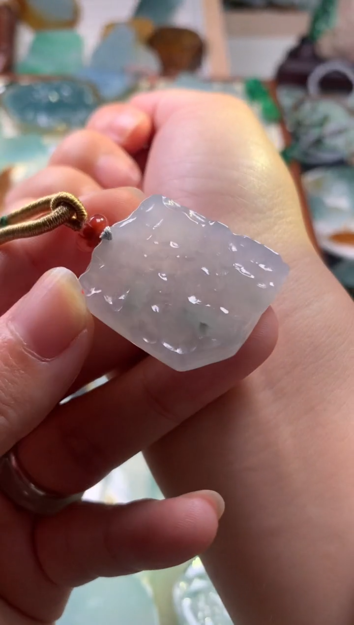 【闪购商品】翡翠颈饰未镶嵌吊坠