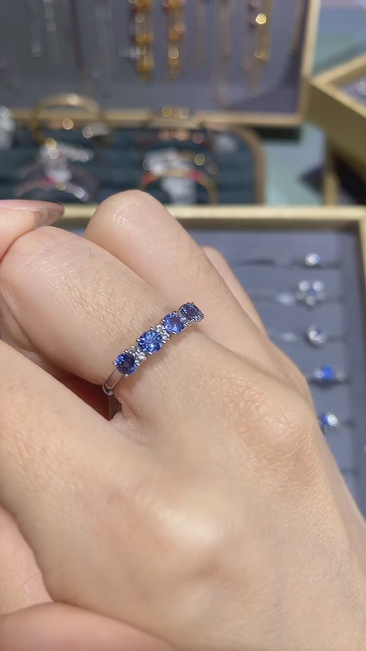 【闪购商品】蓝宝石戒指18K金镶嵌戒指