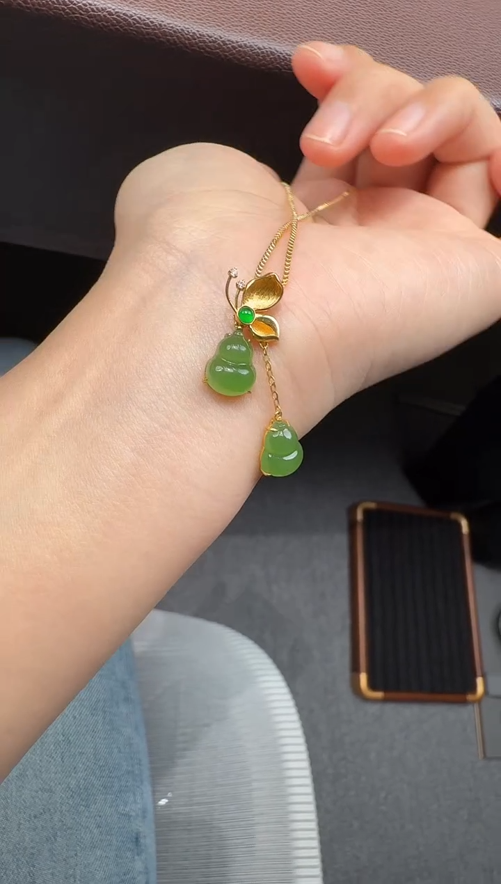 颈饰18K金镶嵌和田玉41-609-12.3多样性拍一发一