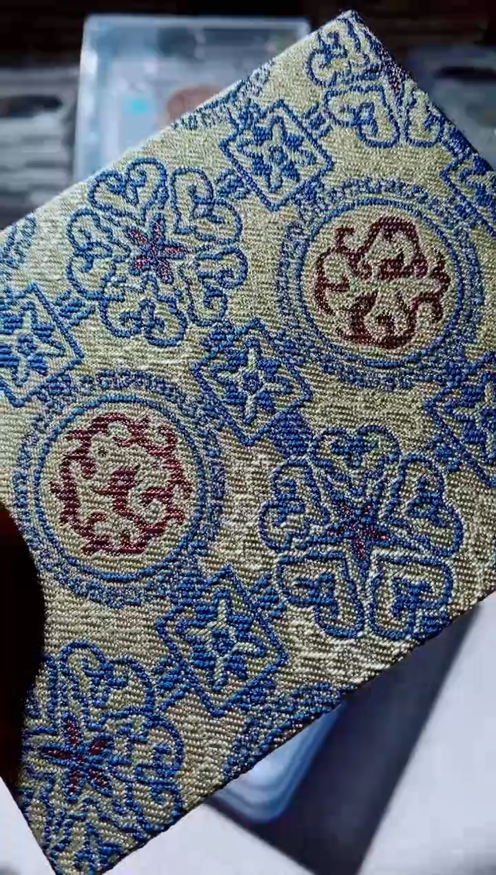 铜古钱币古钱币秦半花钱92分0247