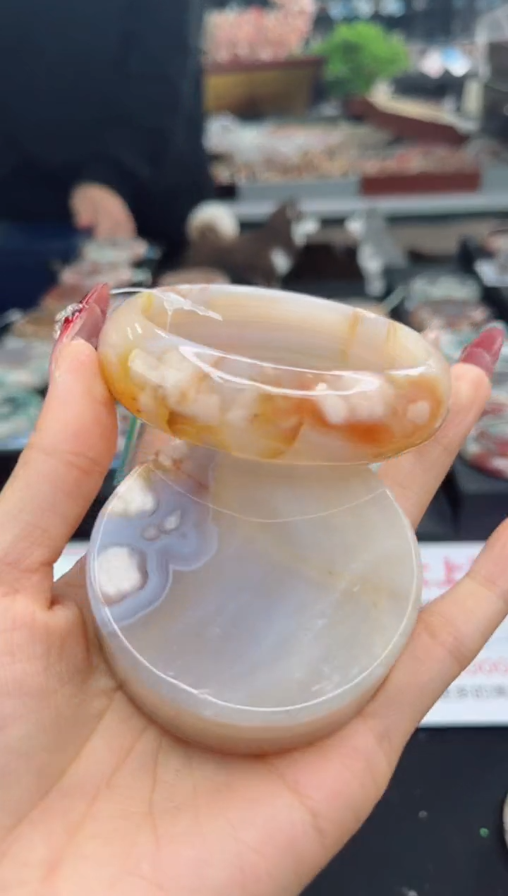 【闪购商品】石英质玉手镯未镶嵌62圈口（赠品镯心）3641414