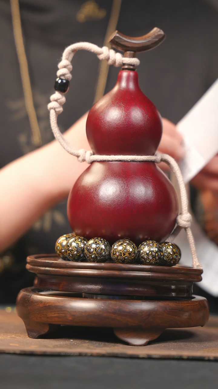 【闪购商品】YL116大漆酒葫芦不包手串及旋转底座