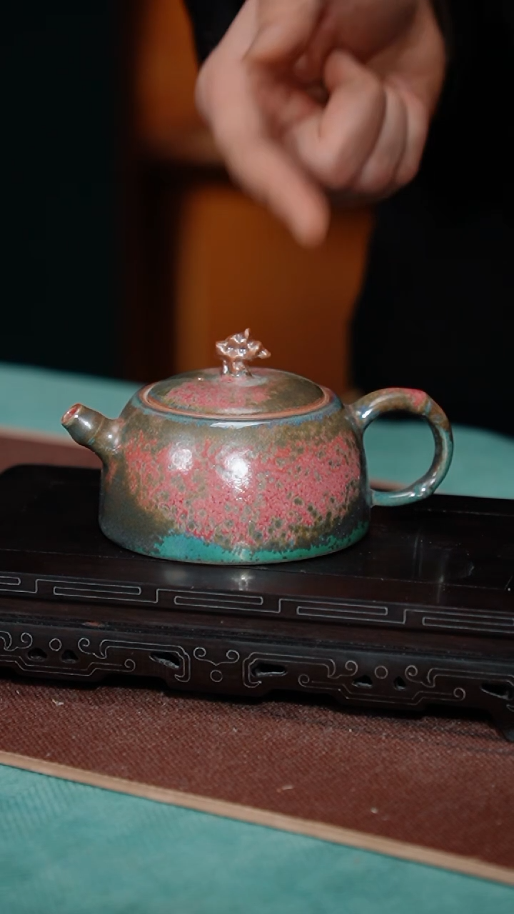 【闪购商品】118-1半月竹石壶（炉钧釉 窑变随机）