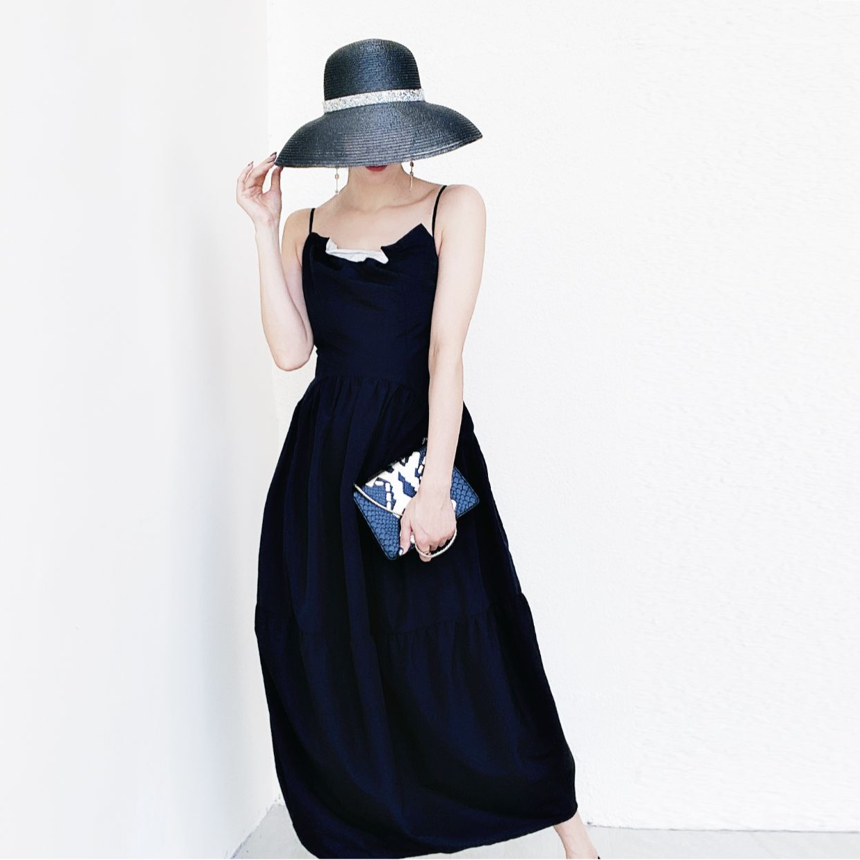 K姐-奢品贵气服饰-时尚单品/均码-花花手包-黑色