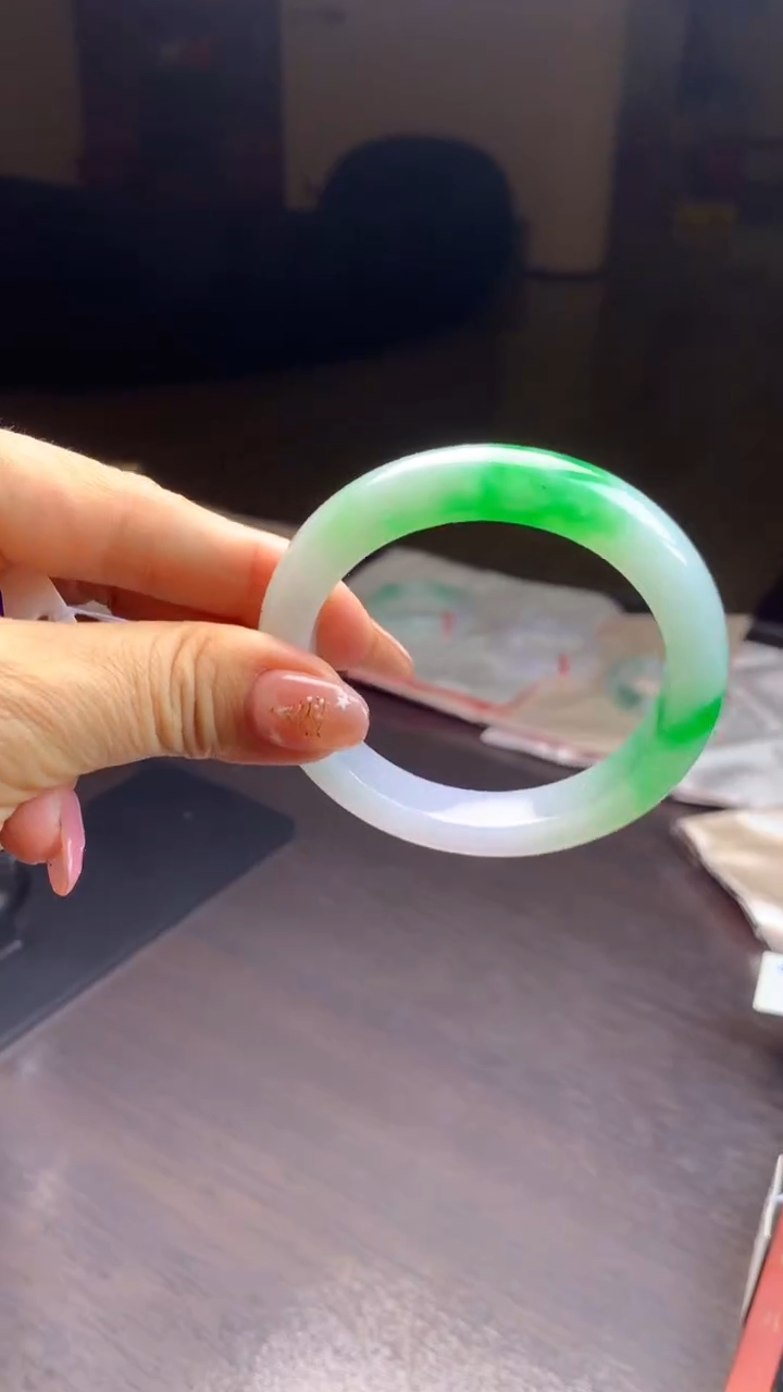 未镶嵌手镯（开口镯）翡翠缅甸天然翡翠A货手镯