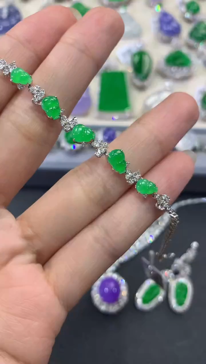 【闪购商品】翡翠手链18K金镶嵌w69        