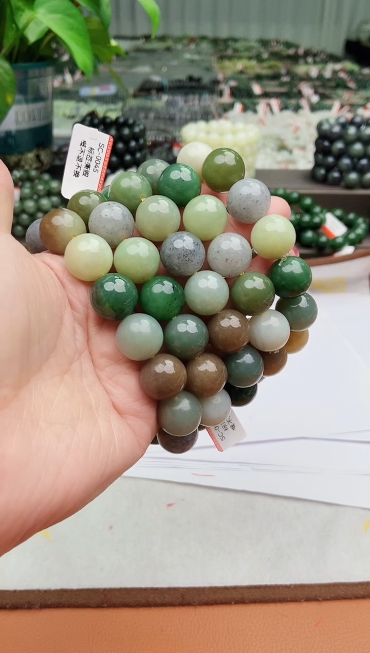 【闪购商品】和田玉手串未镶嵌纯天然和田玉多宝16多样性发其一