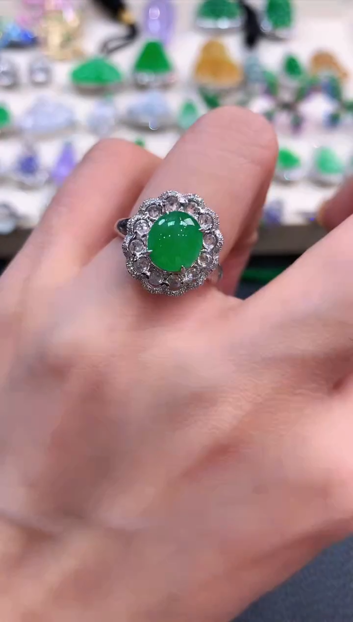 【闪购商品】翡翠戒指18K金镶嵌m76    