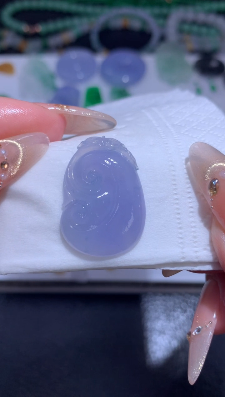 未镶嵌定制翡翠如意