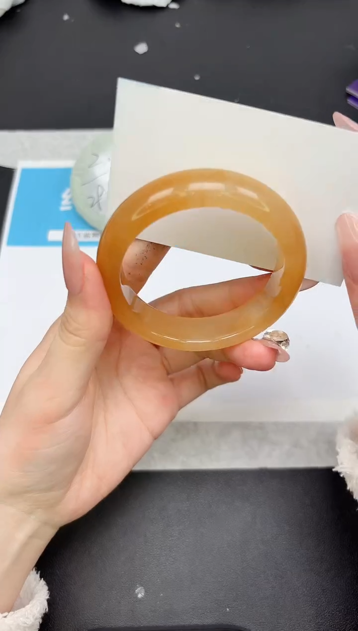 【闪购商品】石英质玉手镯未镶嵌338-55