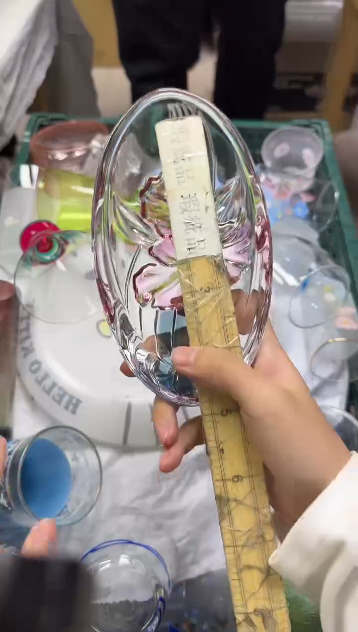手工艺品玻璃R****.541瑕疵