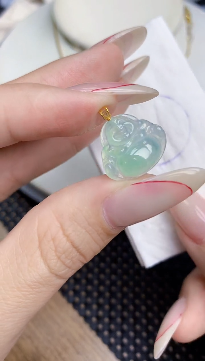 颈饰18K金镶嵌翡翠148   天然翡翠A货  百元以上9米证书费自理