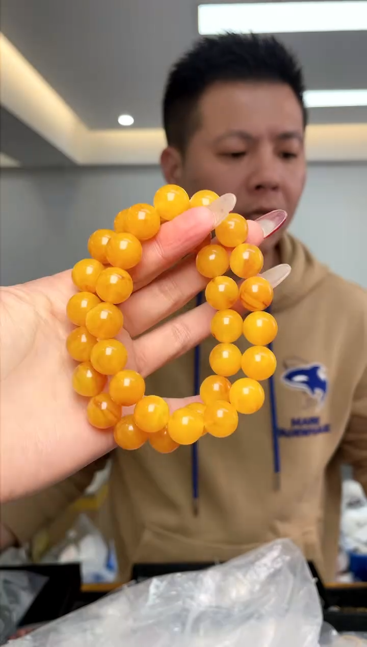 【闪购商品】蜜蜡裸石未镶嵌（多样性单个发货）