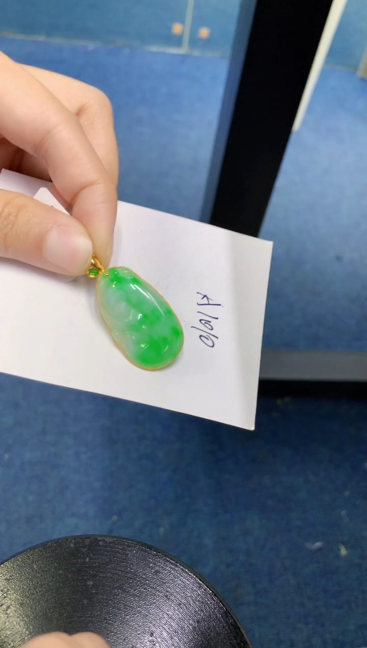 【闪购商品】翡翠颈饰18K金镶嵌000000000