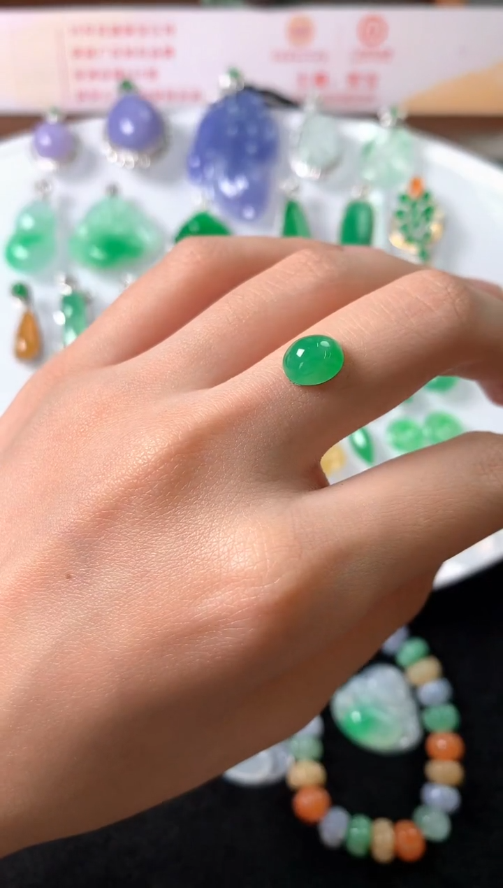 未镶嵌定制翡翠裸石（镶嵌定制）