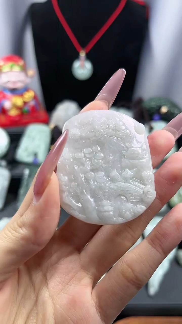 【闪购商品】翡翠颈饰未镶嵌山水牌