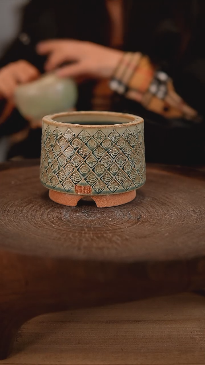 【闪购商品】红陶3-6-592默认有瑕口7.5