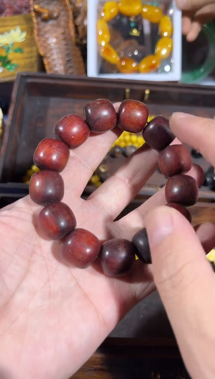【闪购商品】滴血莲花菩提手串1