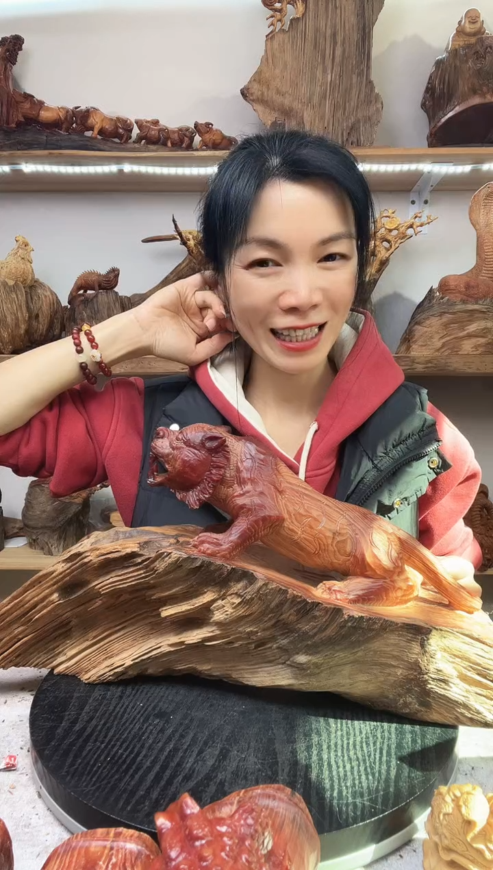 大叶紫檀（黑酸枝木类）我**良123456