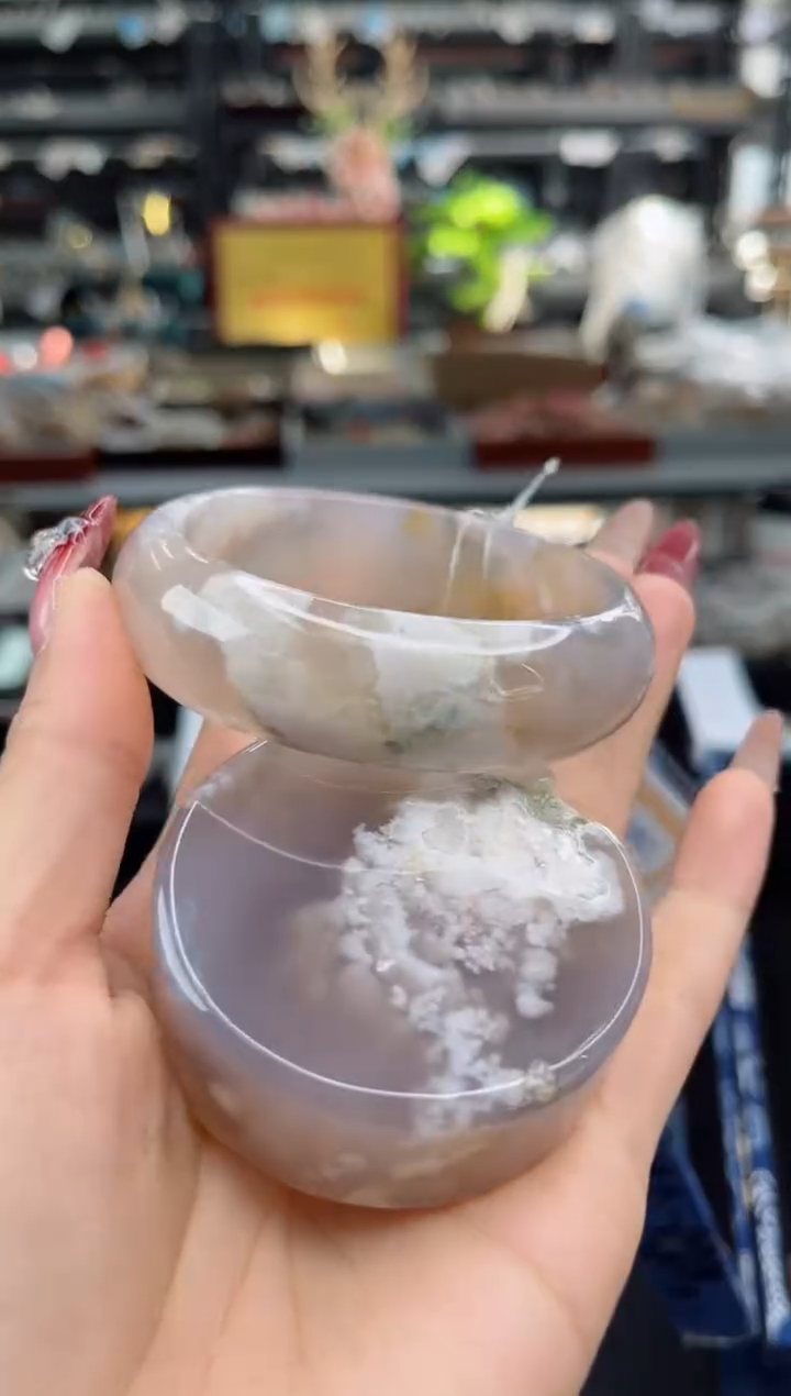 【闪购商品】石英质玉手镯未镶嵌56圈口（不退不换）1650137