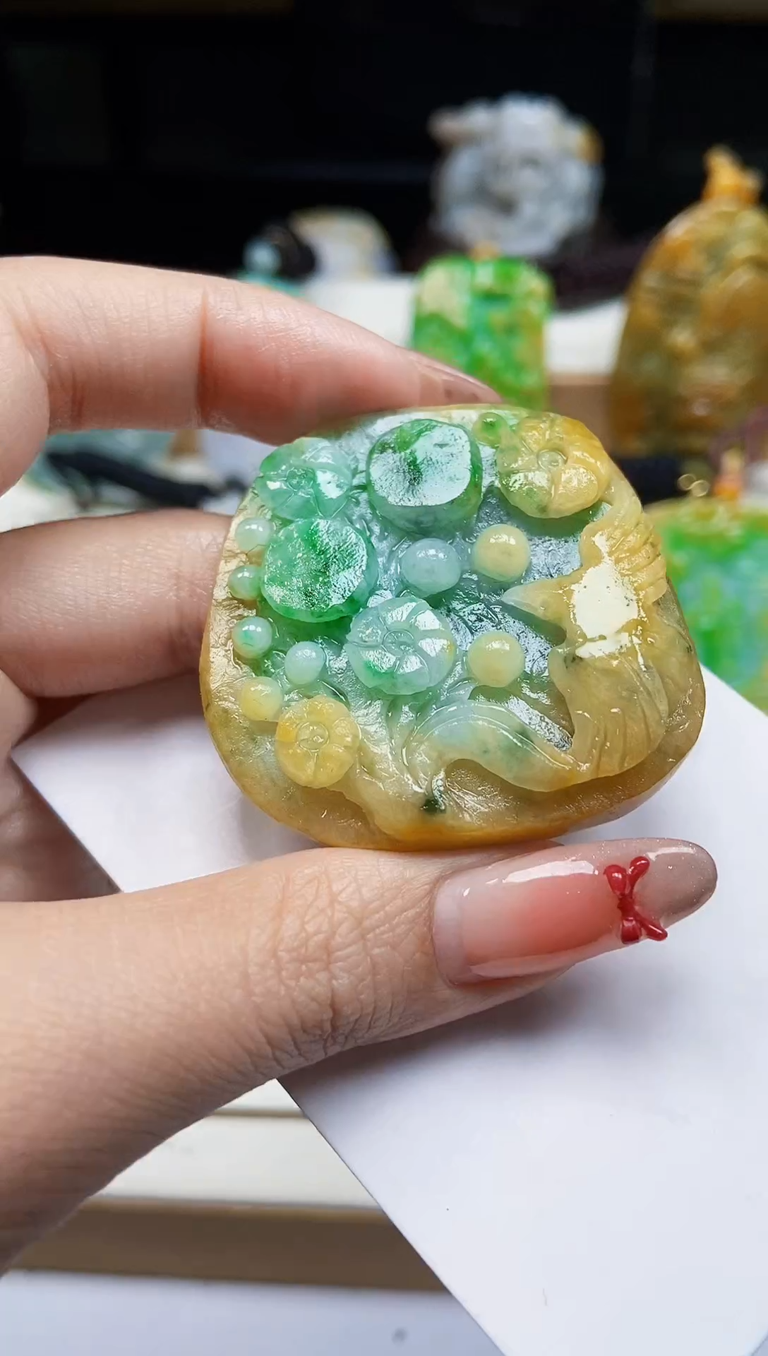 颈饰未镶嵌翡翠1