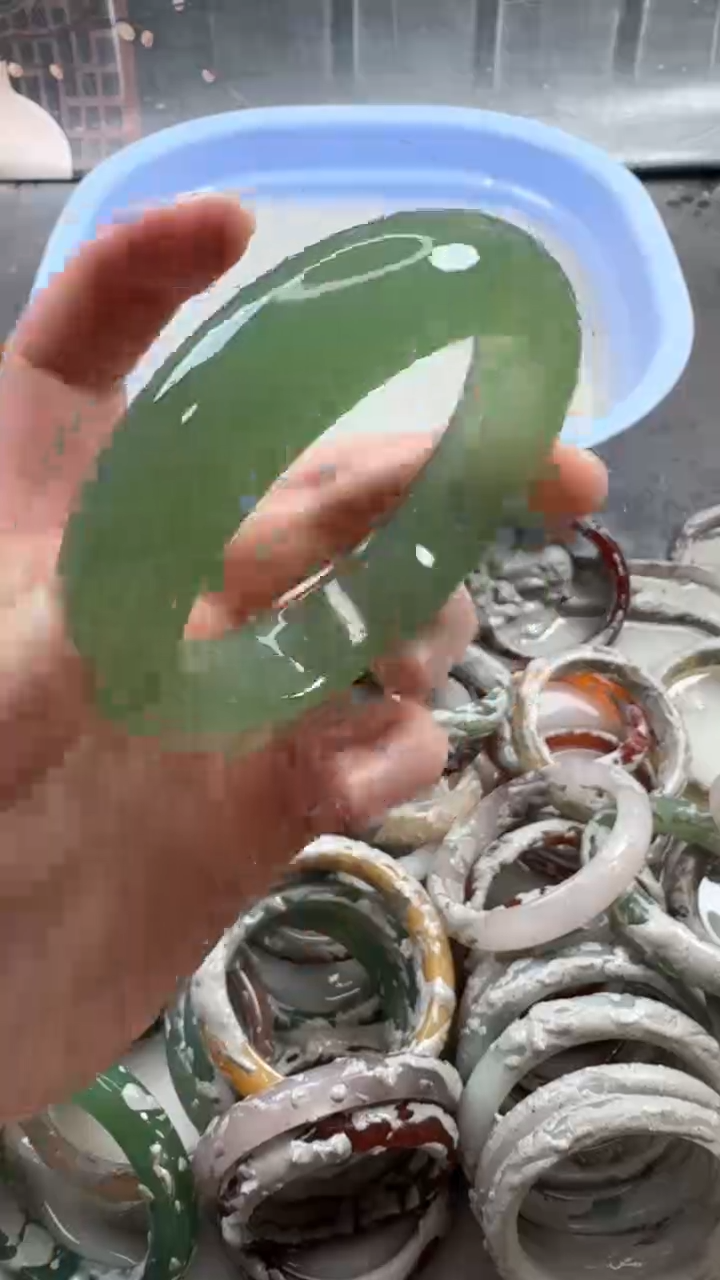 【闪购商品】石英质玉手镯未镶嵌62