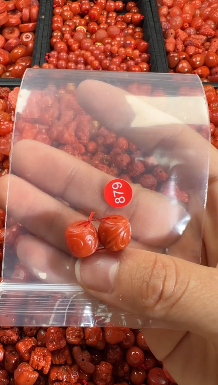 【闪购商品】南红玛瑙颈饰未镶嵌1